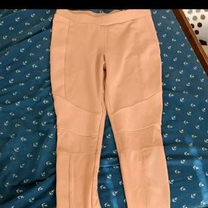 Kendall and Kylie leggings